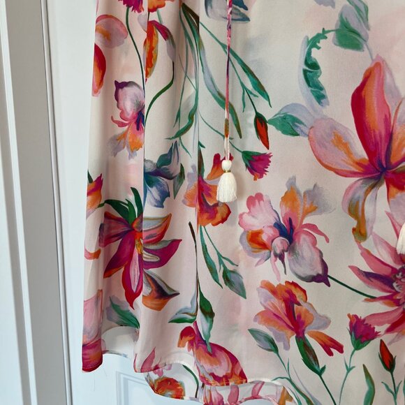 Rose + Olive Women’s 3X Multicolor Floral Print Flutter Sleeves Tassel Tie Neckl - Picture 4 of 8